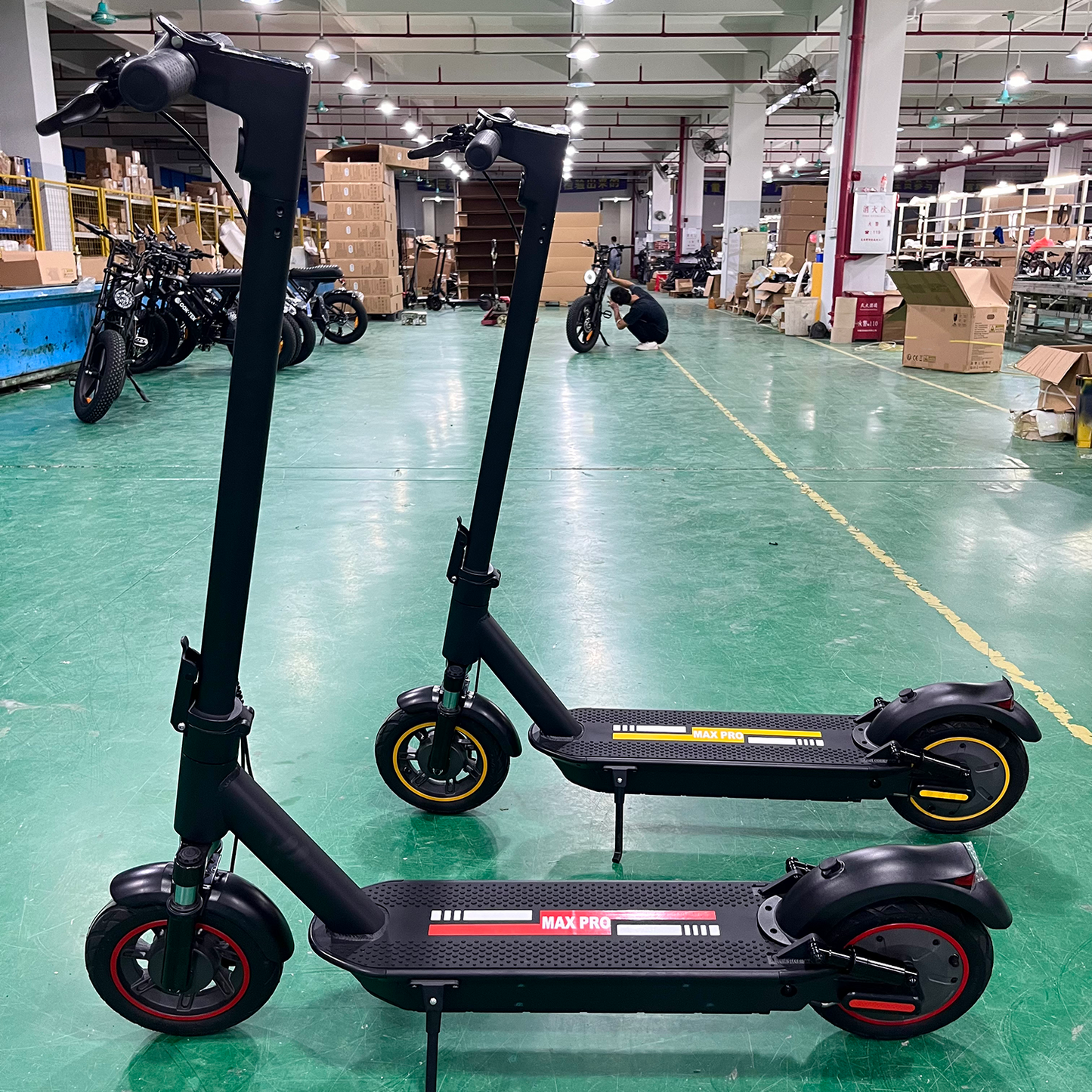 Maxpro Electric Scooter – 800W Motor, 45km/h Speed, 36V 15AH, Dual Suspension, 10" Air Tires, Seat-Compatible, Ideal for Commuting